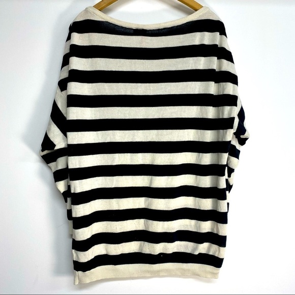 Divided Oversized Black & White Scoop Neck Sweater - Picture 3 of 10